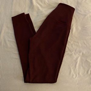 ✨WORN ONCE✨ Beyond Yoga Legging